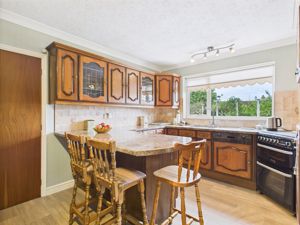 Kitchen- click for photo gallery